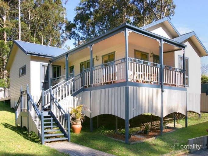 21 Kennedy Cres, Denhams Beach, NSW 2536