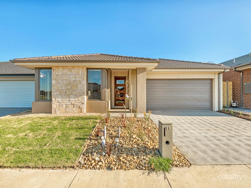 11 Tywin St, Charlemont, VIC 3217