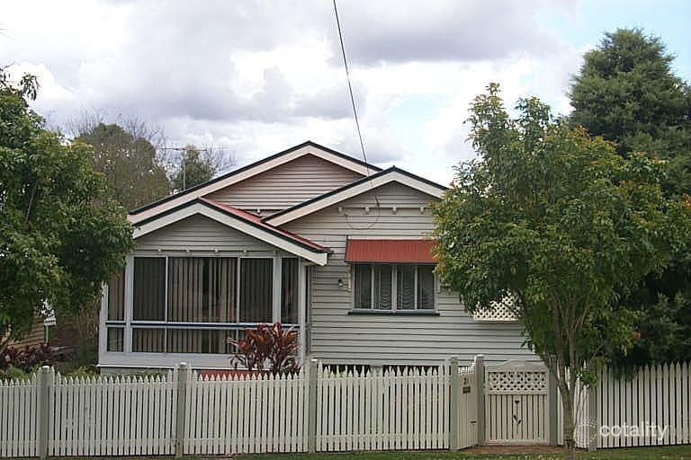 31 Drury St, Windsor, QLD 4030