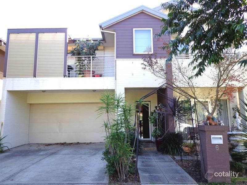 6 Callaway Ave, Campbelltown, NSW 2560