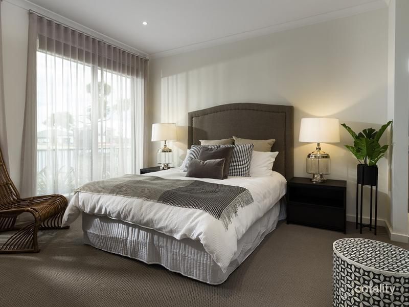 33 Westbourne St, Clyde North, VIC 3978