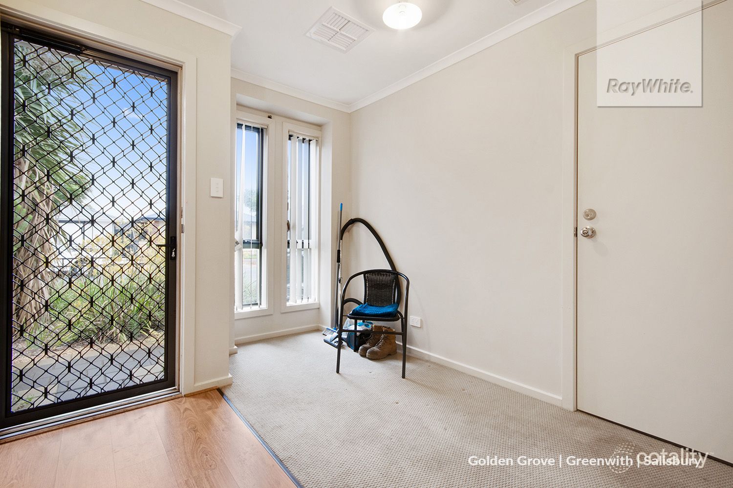 14 Torrens St, Andrews Farm, SA 5114