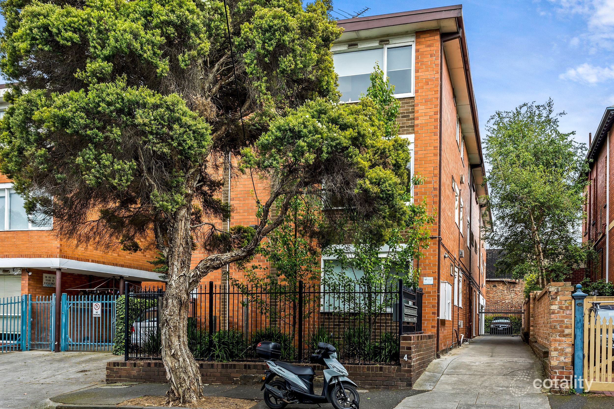 2/4 Gurner St, St Kilda, VIC 3182