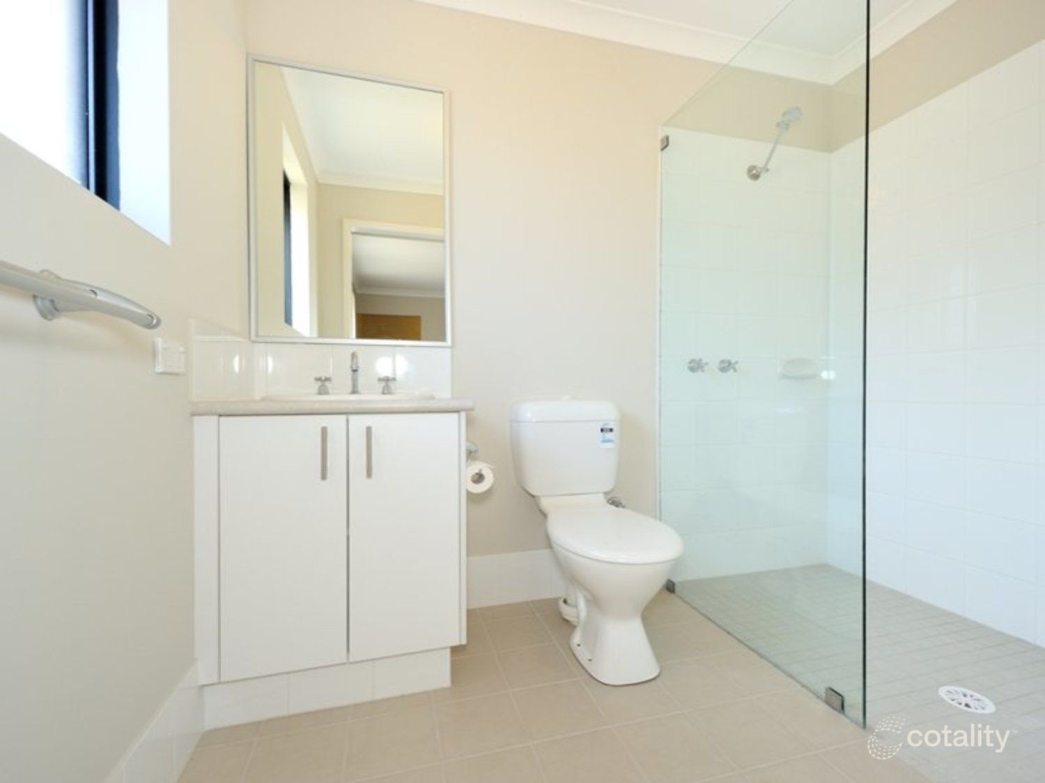 16 Kirra Rd, Secret Harbour, WA 6173