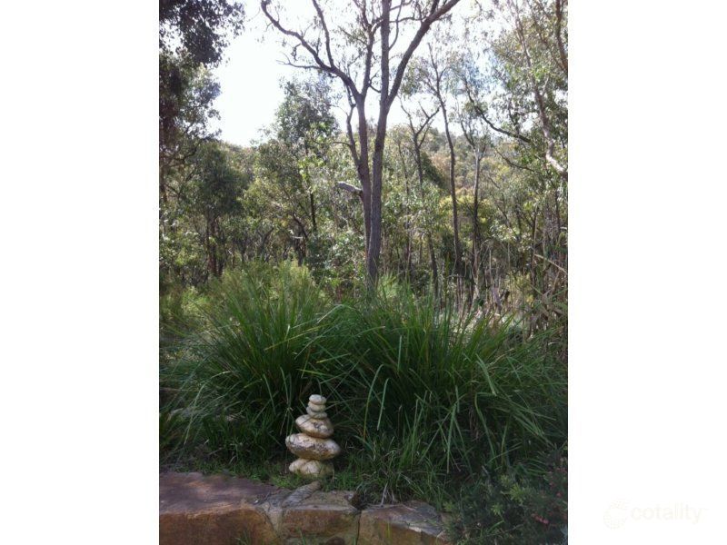 28 Hoopers Rd, Chewton, VIC 3451