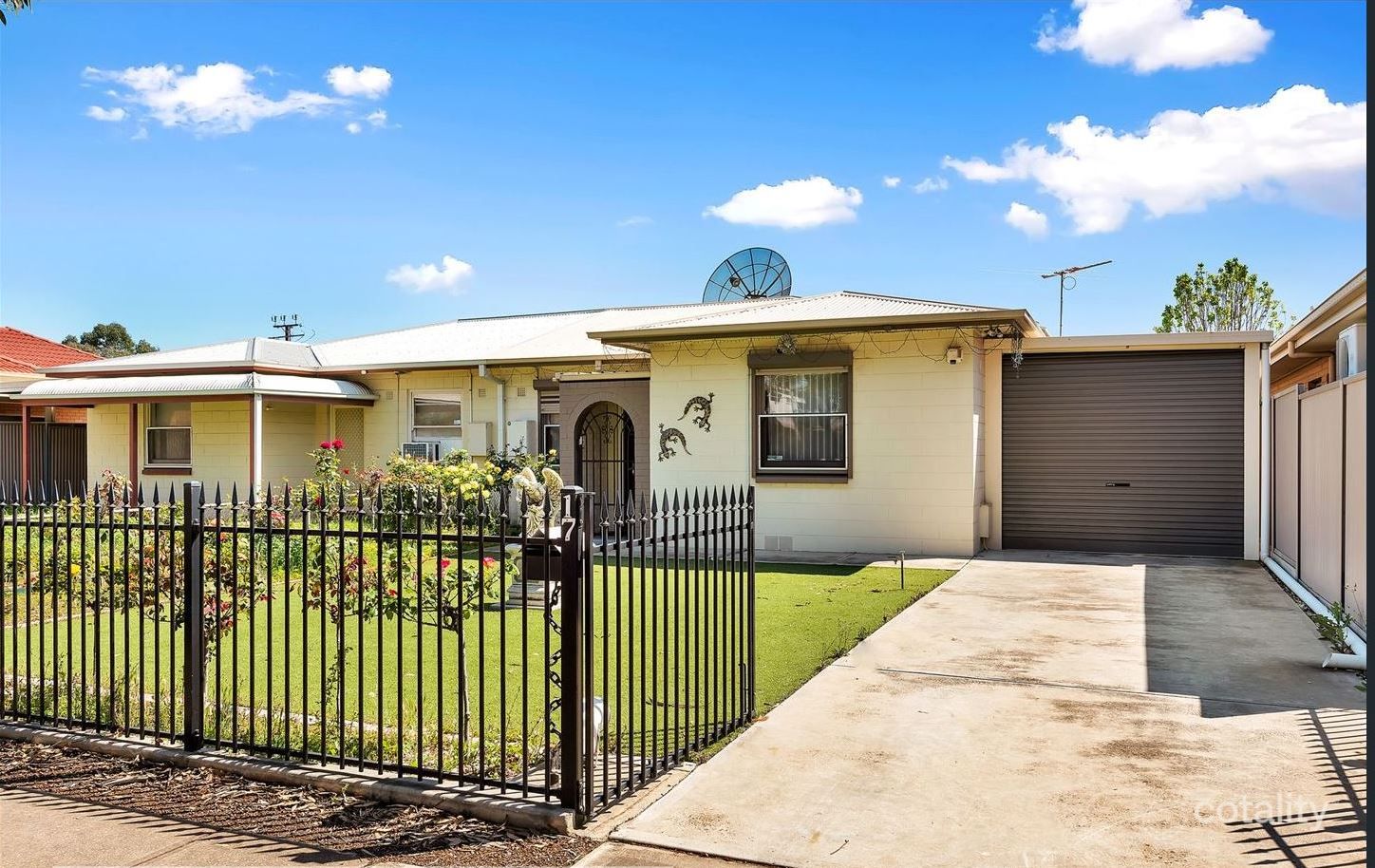 17 Medika Bvd, Mansfield Park, SA 5012
