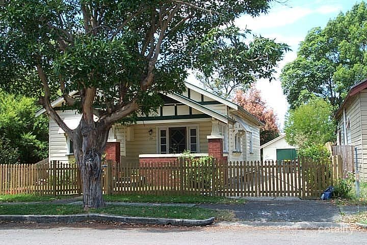 13 Baird St, Hamilton North, NSW 2292
