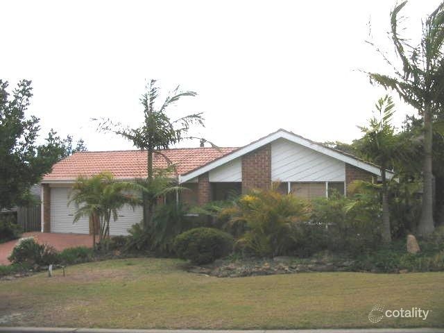 19 Sanctuary Pl, Bateau Bay, NSW 2261
