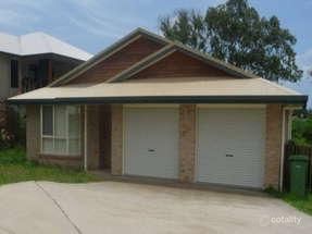 30 Kinghorn St, Eimeo, QLD 4740