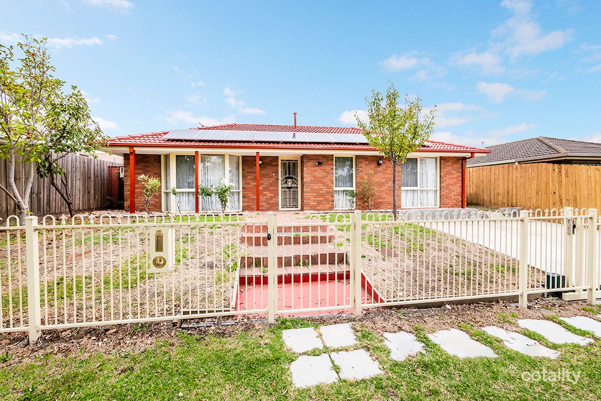 25 Heywood Cres, Cranbourne North, VIC 3977
