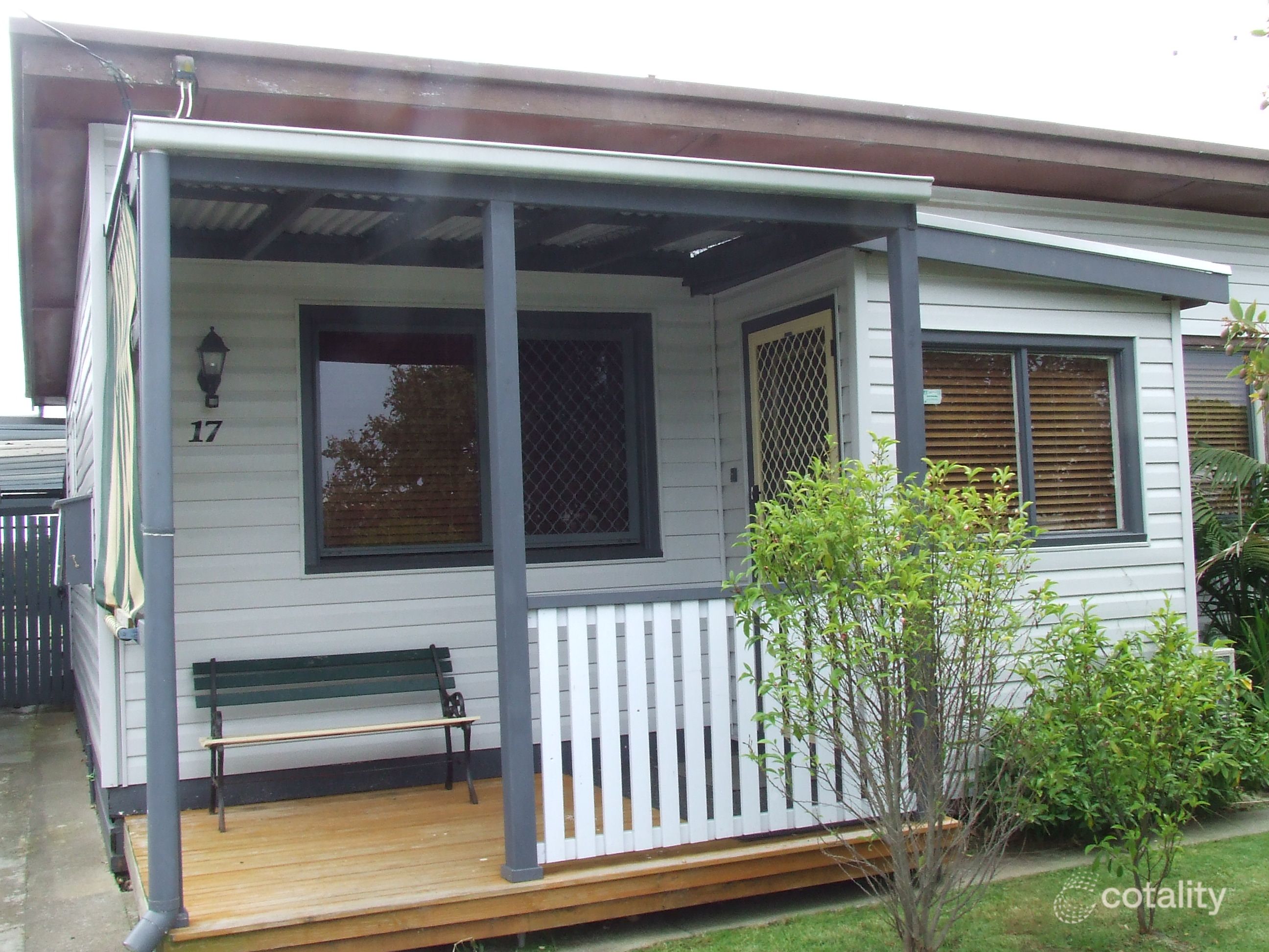 17 Davies St, Seaspray, VIC 3851