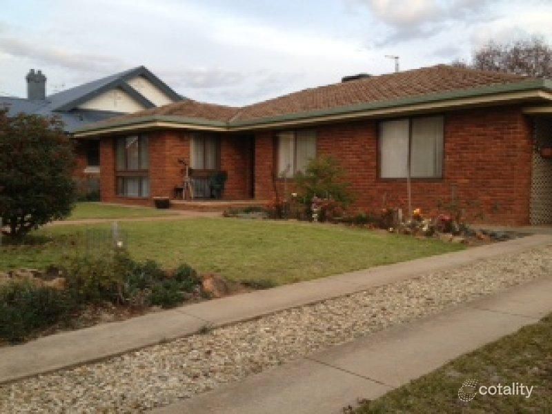 9 Day St, Henty, NSW 2658