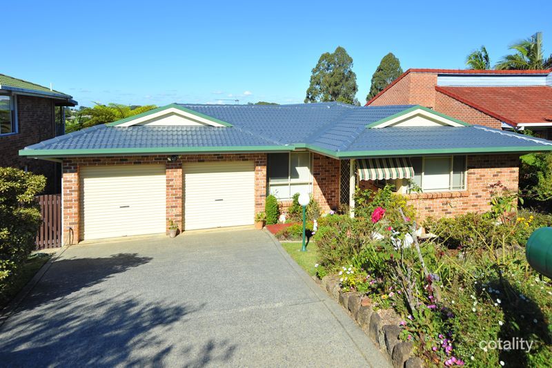 27 De Castella Dr, Boambee East, NSW 2452