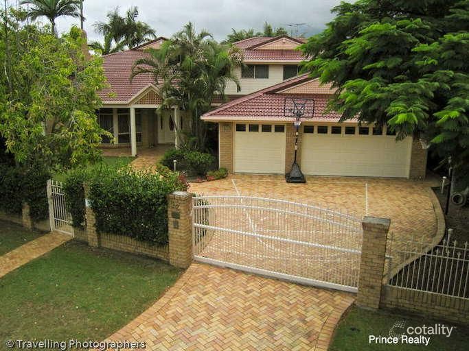 32 Delfin Dr, Macgregor, QLD 4109