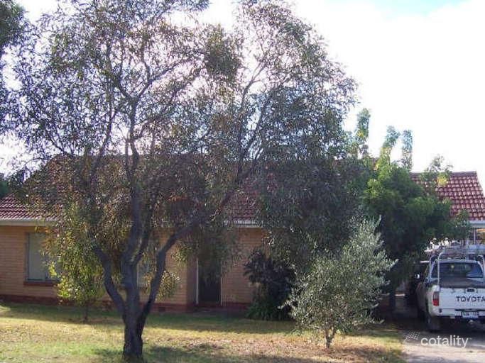 3 Stirling Dr, Morphett Vale, SA 5162