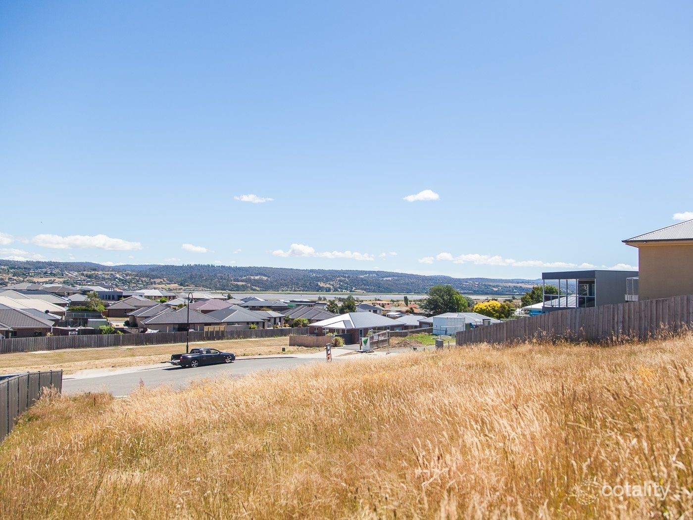 8 Caprice Ct, Newnham, TAS 7248