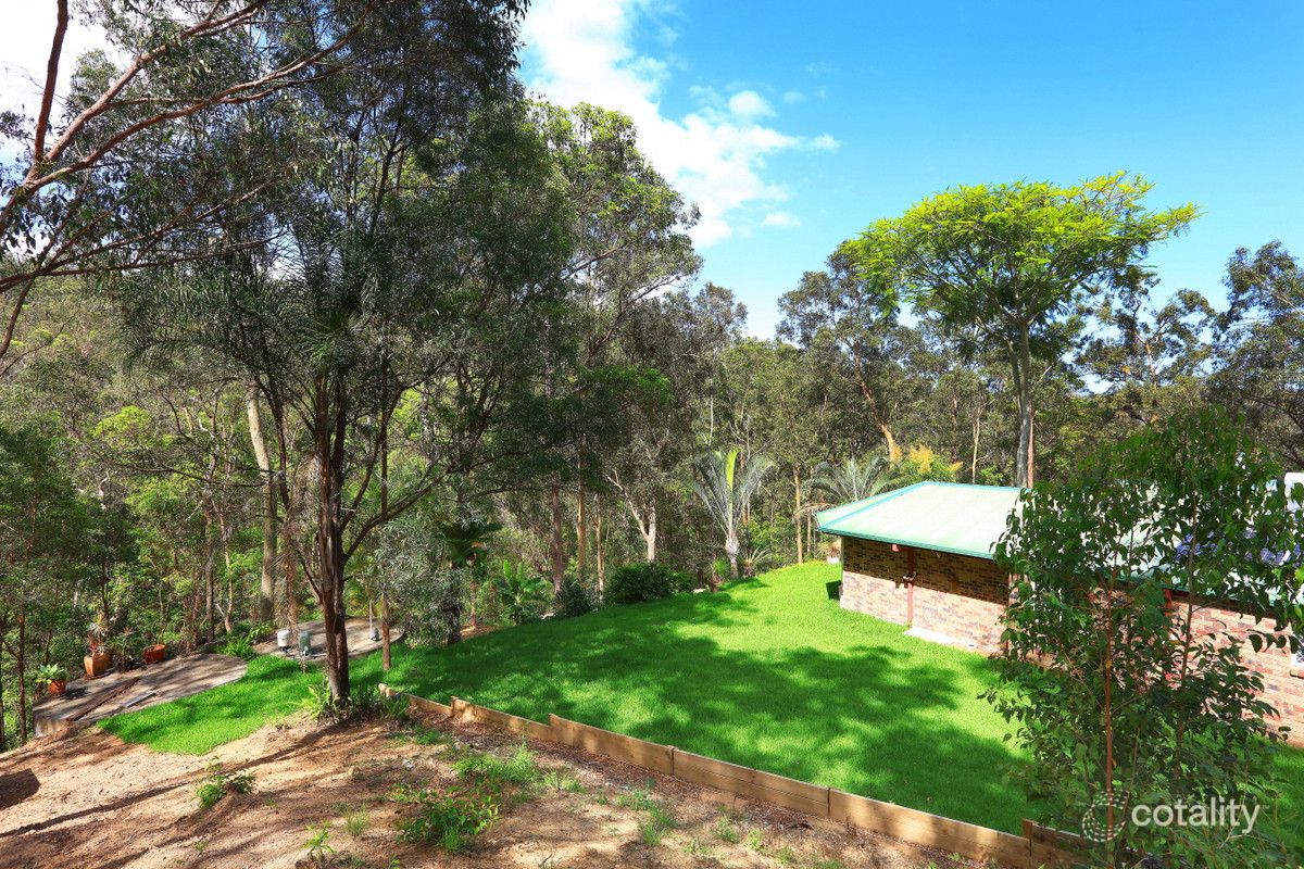 138 Henri Robert Dr, Clagiraba, QLD 4211