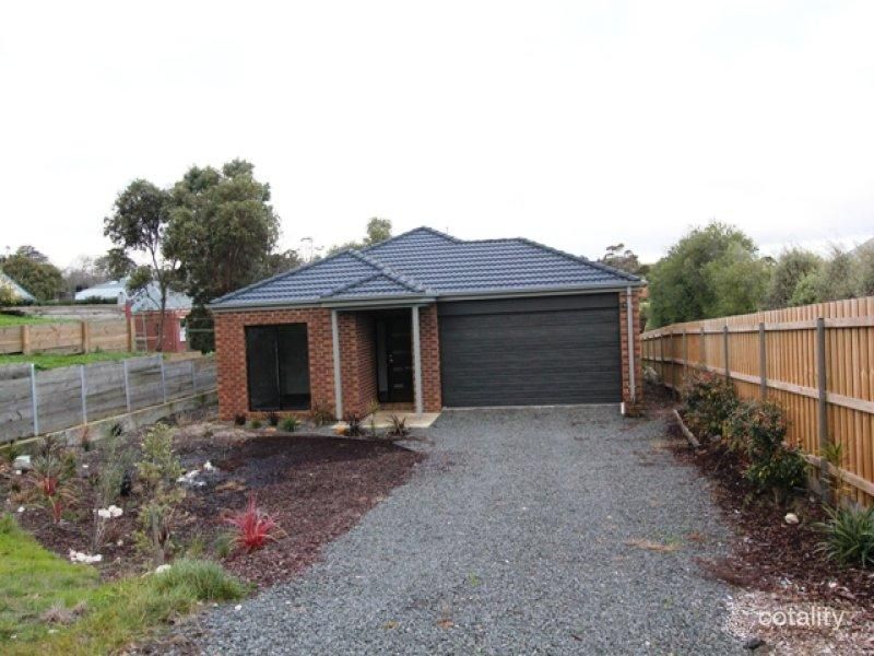 1 Scott St, Buninyong, VIC 3357