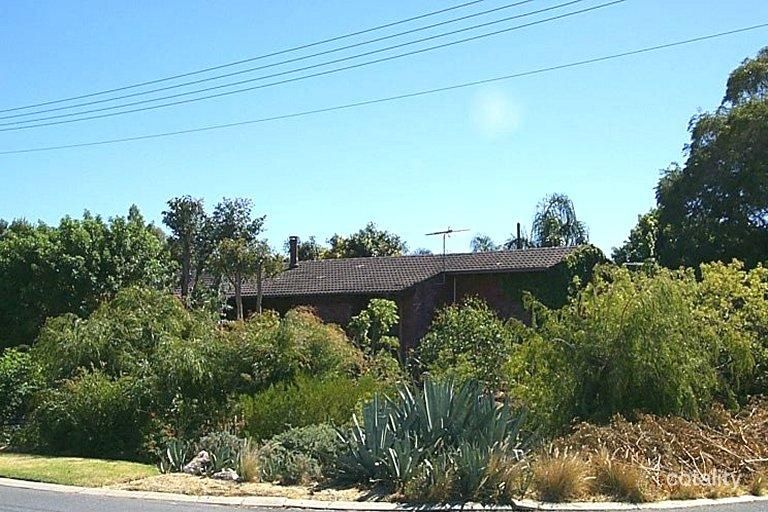 18 Macleay Dr, Padbury, WA 6025