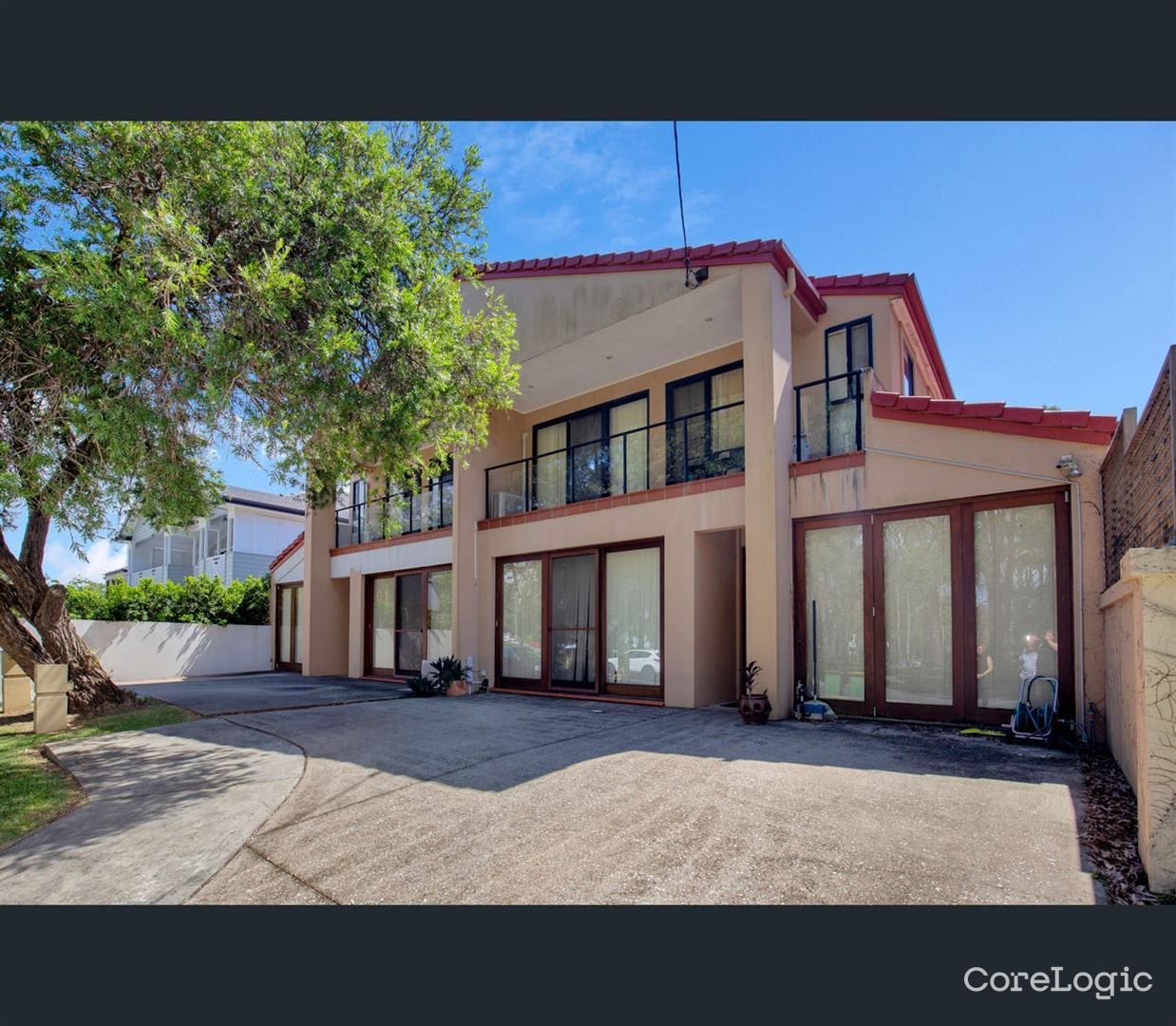 2/47 Winchester St, Southport, QLD 4215
