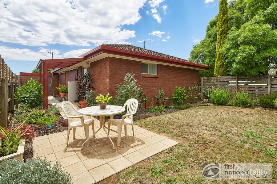 1/9 Archibald Cres, Warragul, VIC 3820