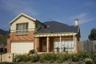 13 Elizabeth Henrietta Cct, Macquarie Links, NSW 2565