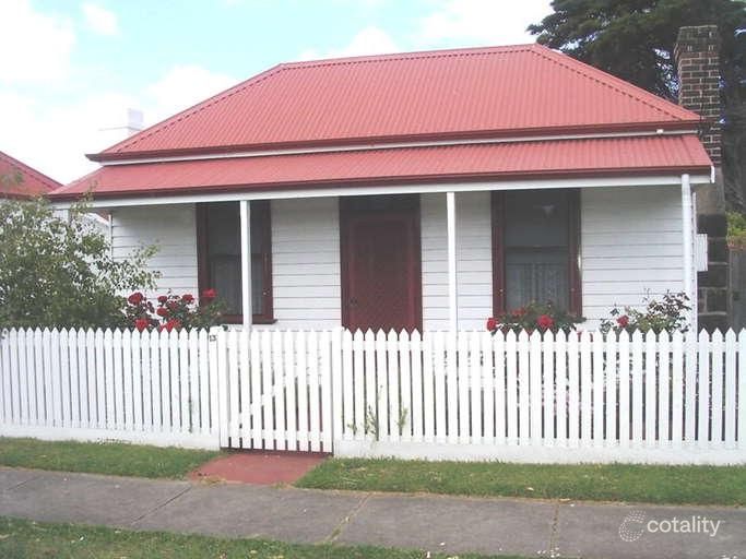 13 James St, Port Fairy, VIC 3284