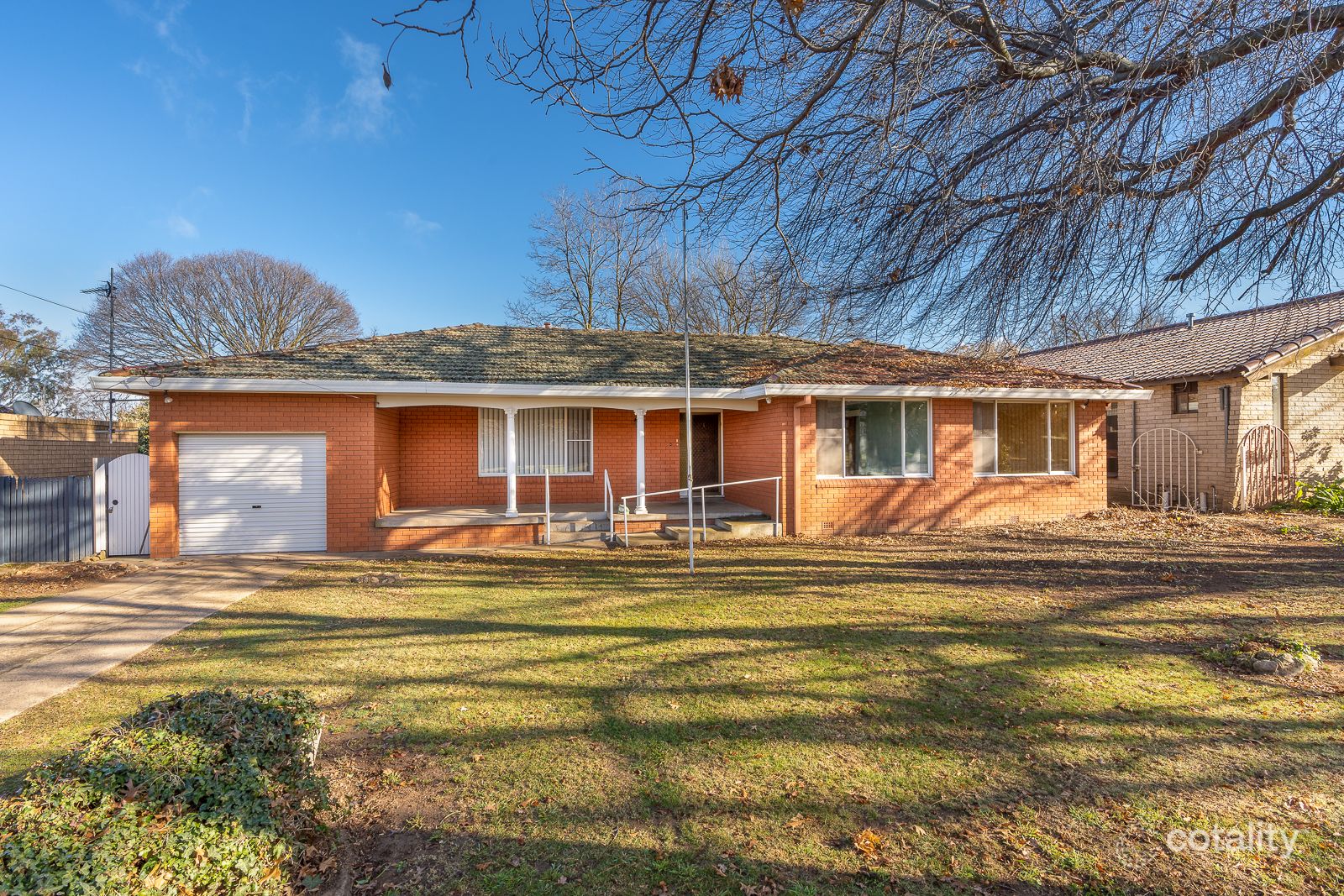 1 Oak St, Orange, NSW 2800