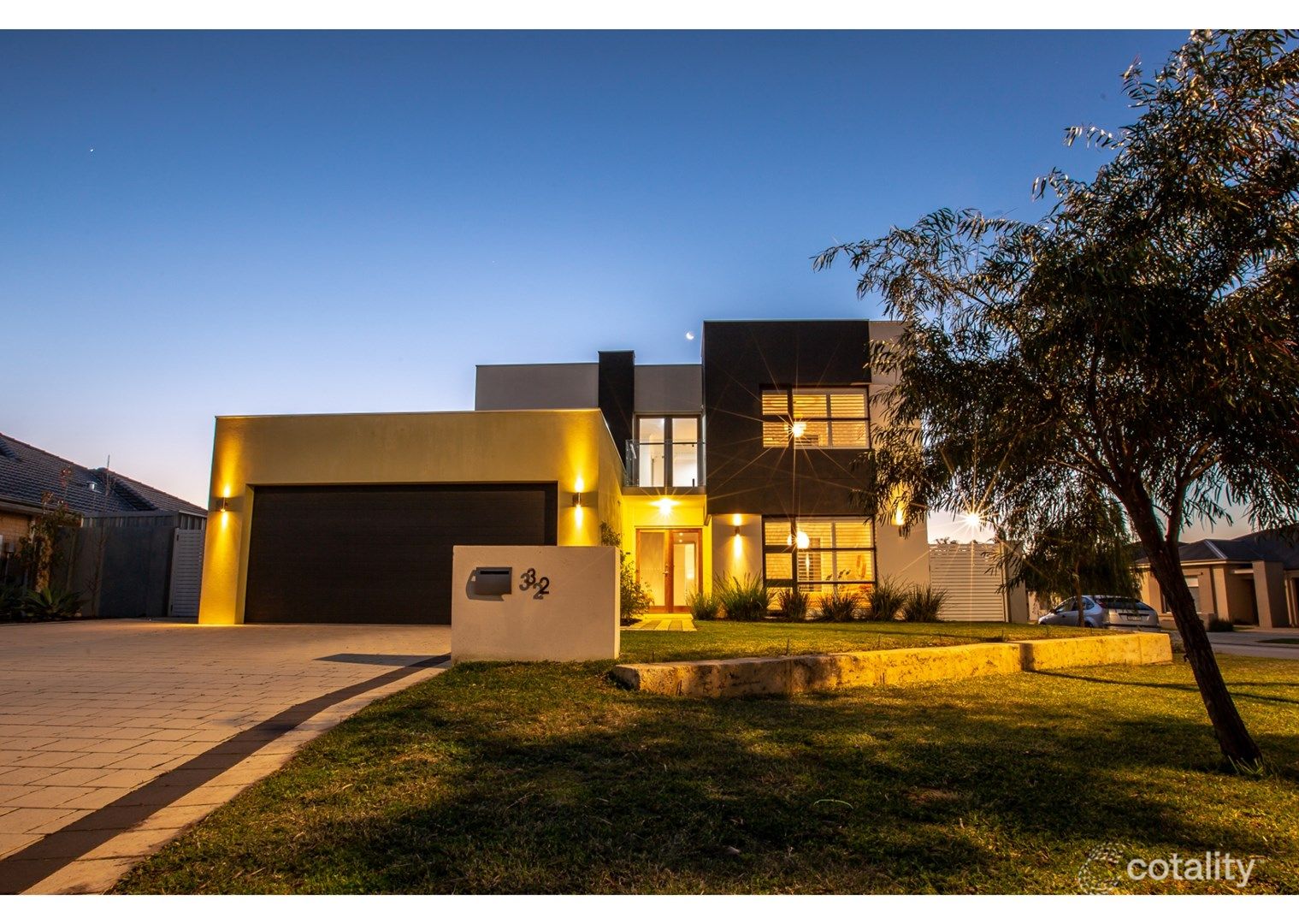 32 Flowerfield Loop, Southern River, WA 6110