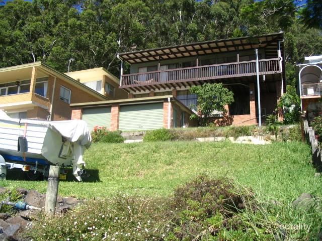 7 Uralla Lane, Blackwall, NSW 2256