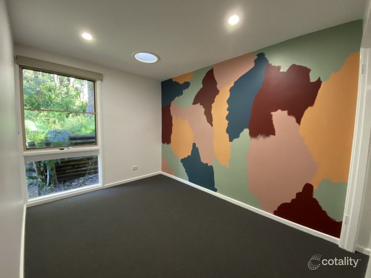 2 Fiona Cres, Rankin Park, NSW 2287