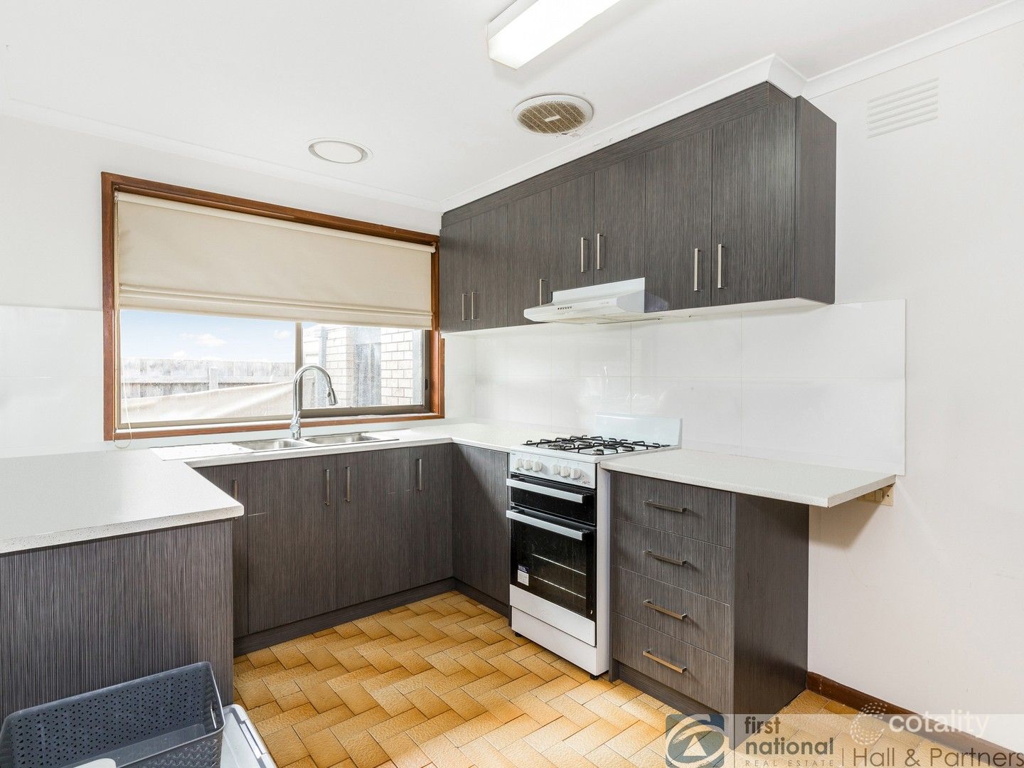 2/40 Bruce St, Dandenong, VIC 3175