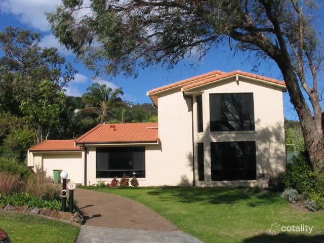 12 Parklands Cl, Bateau Bay, NSW 2261