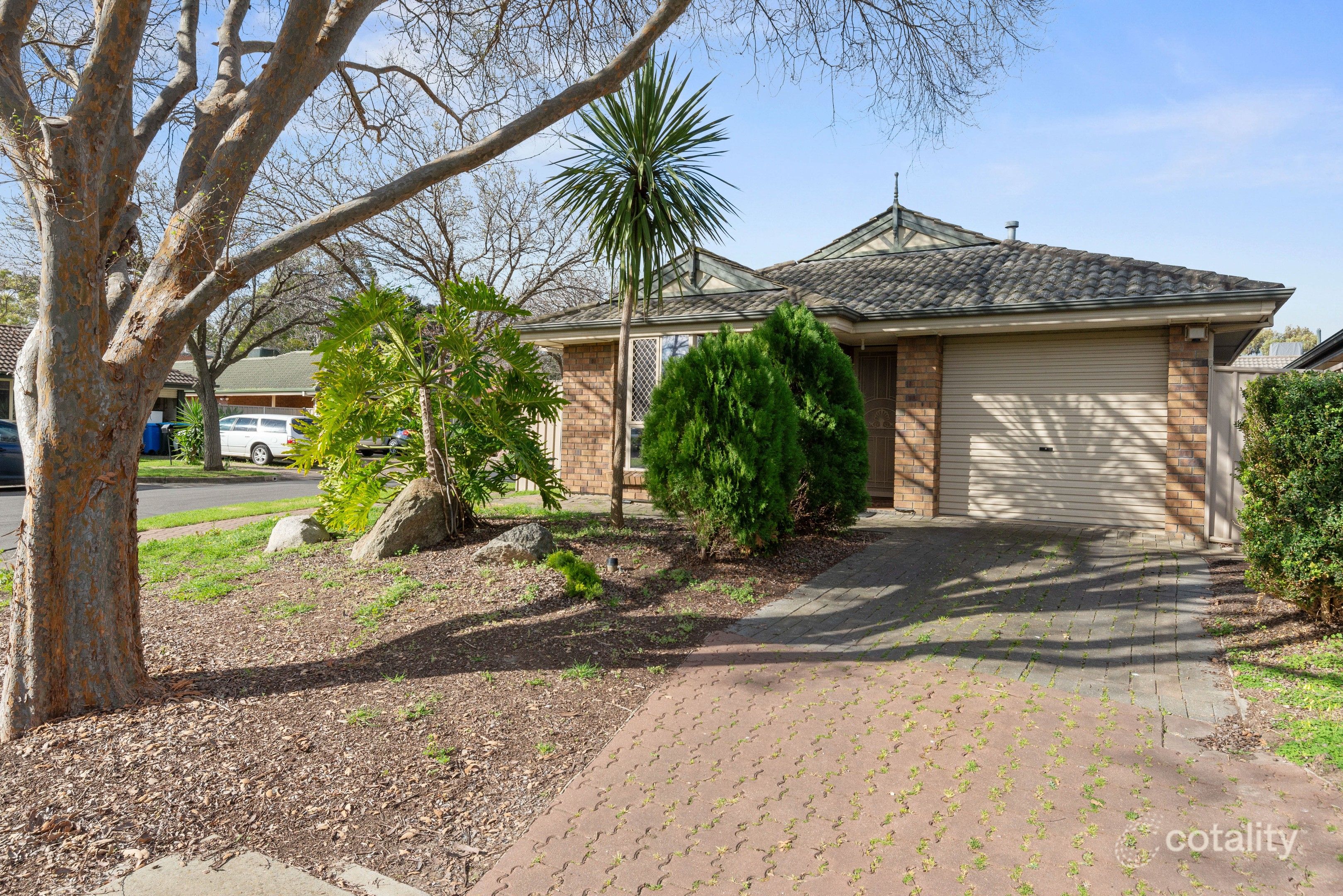 18 Little Moreton Ct, Oakden, SA 5086