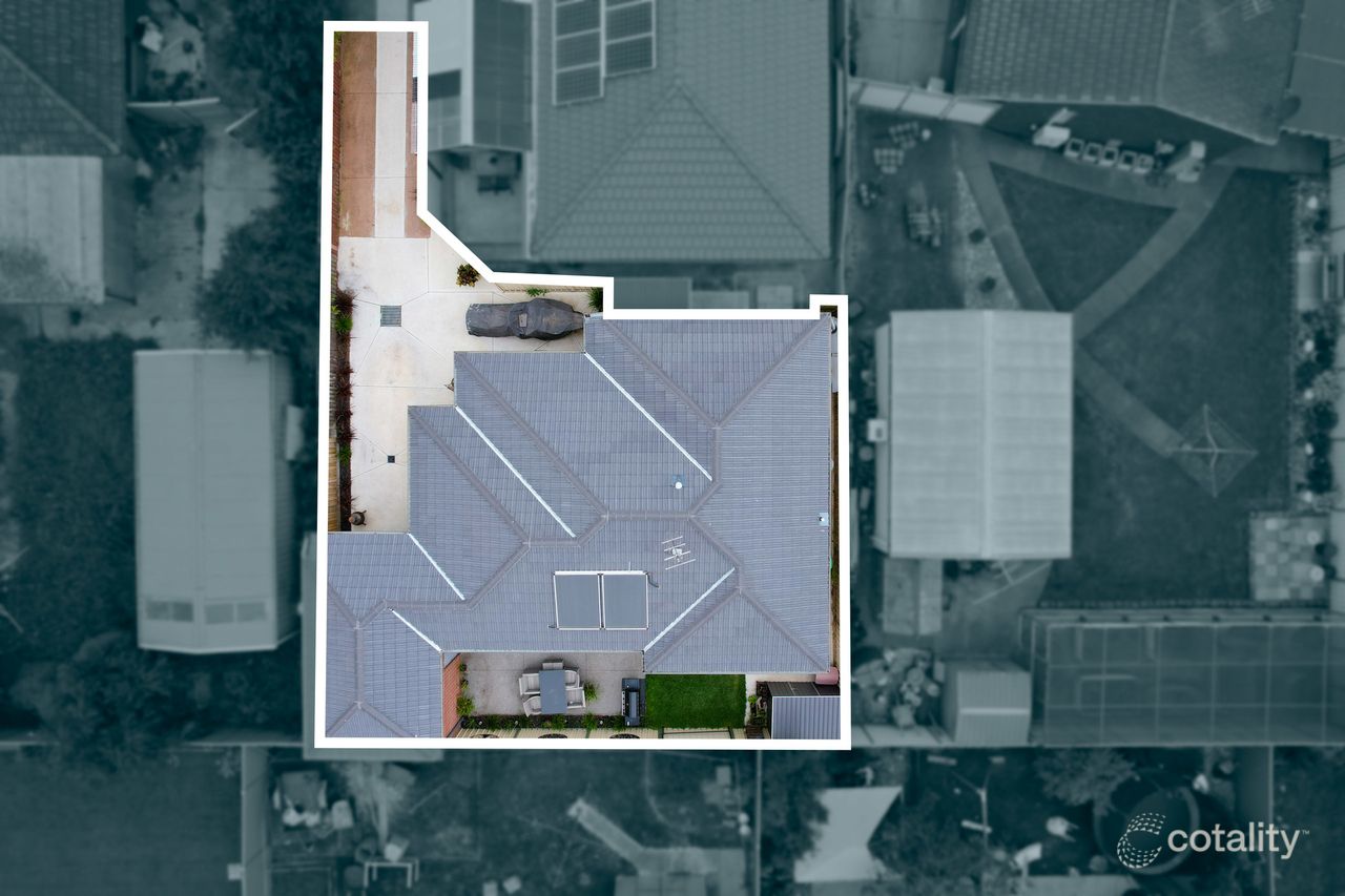 2/14 Brimpton Gr, Wyndham Vale, VIC 3024