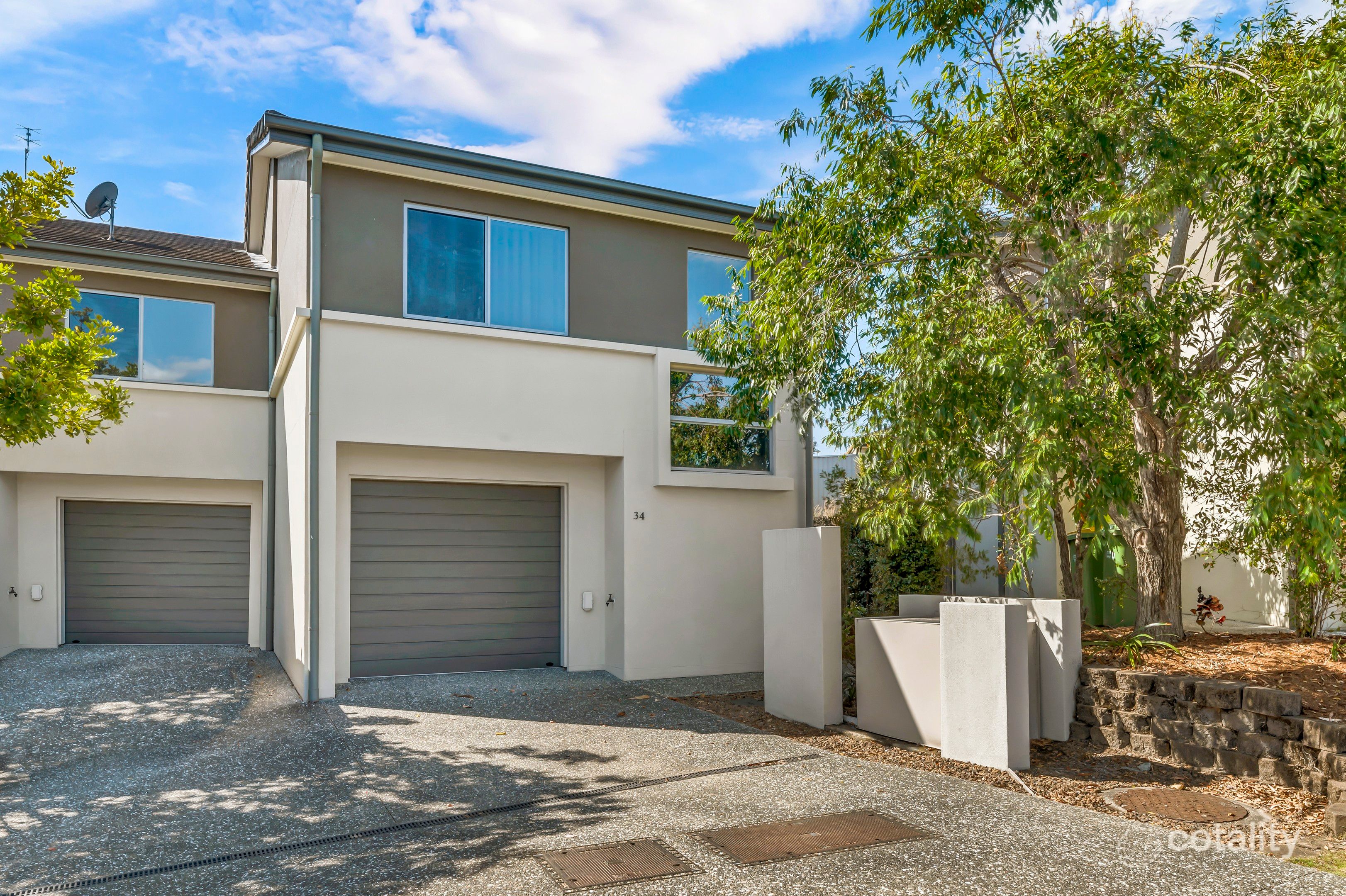 34/1 Belongil St, Pacific Pines, QLD 4211