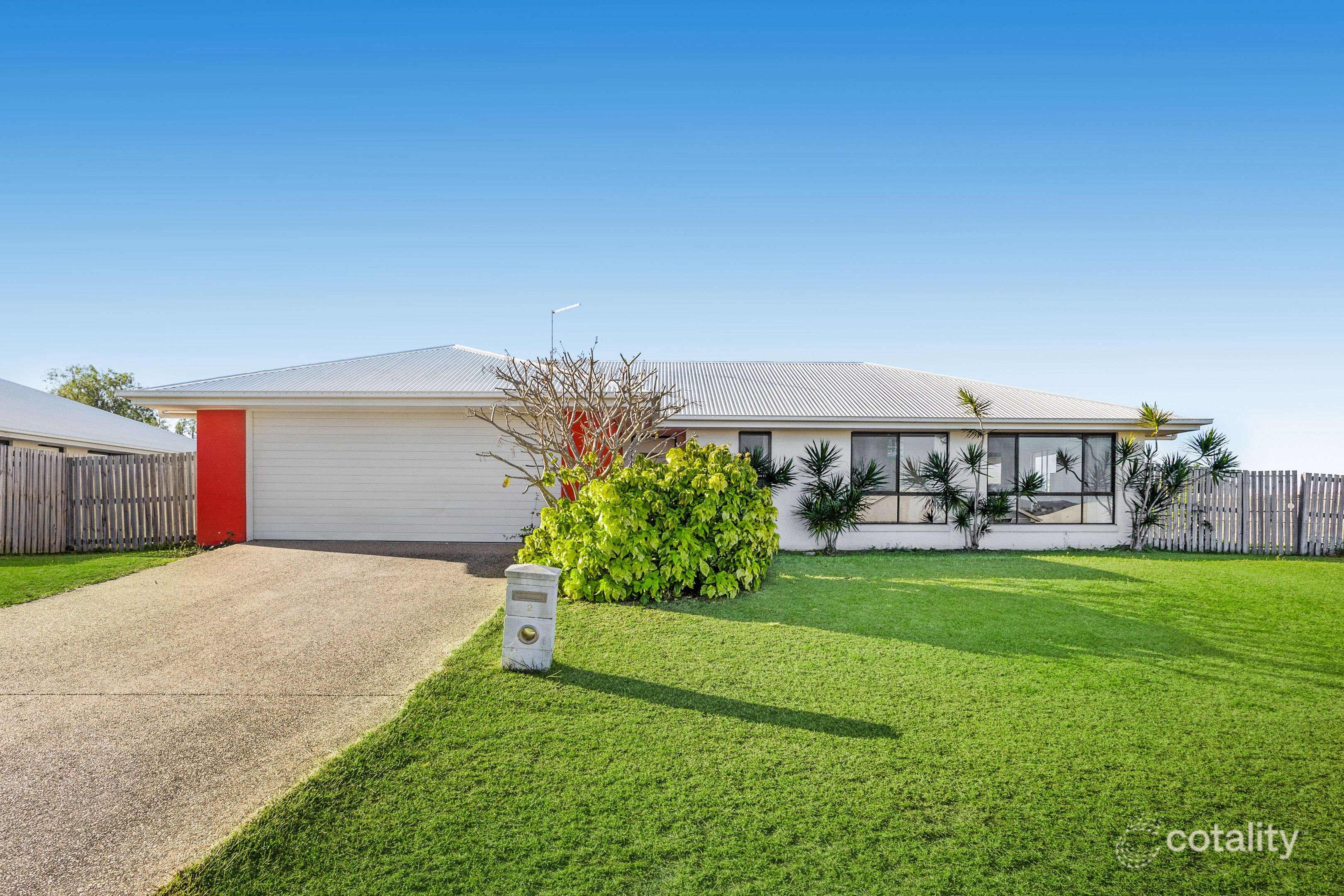 2 Virginia St, Gracemere, QLD 4702