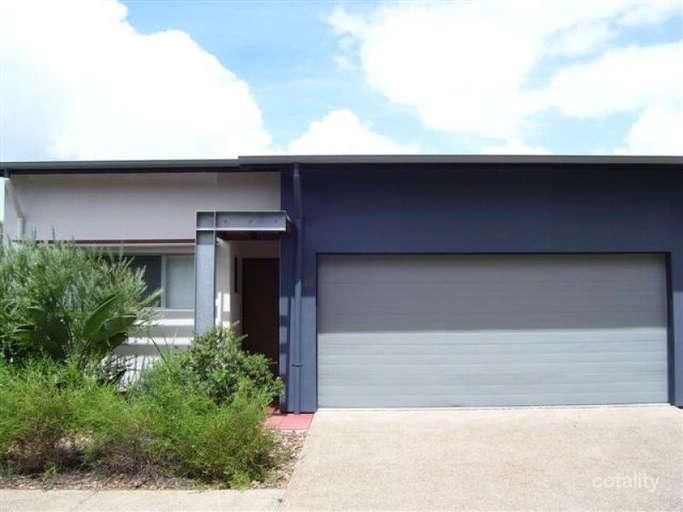 56/80 Moolyyir St, Urangan, QLD 4655