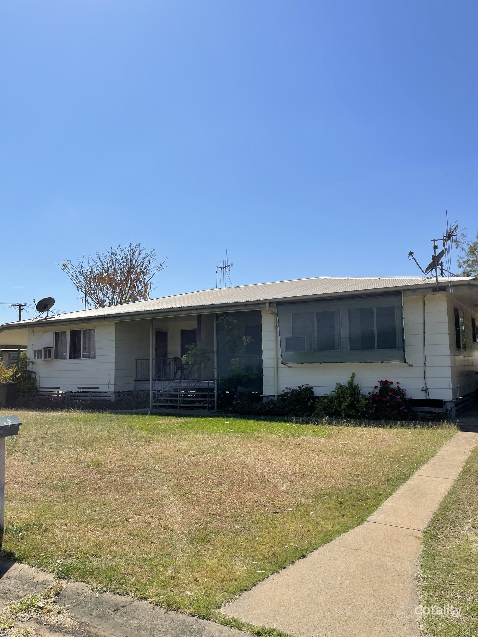 26 Middle Cres, Dysart, QLD 4745