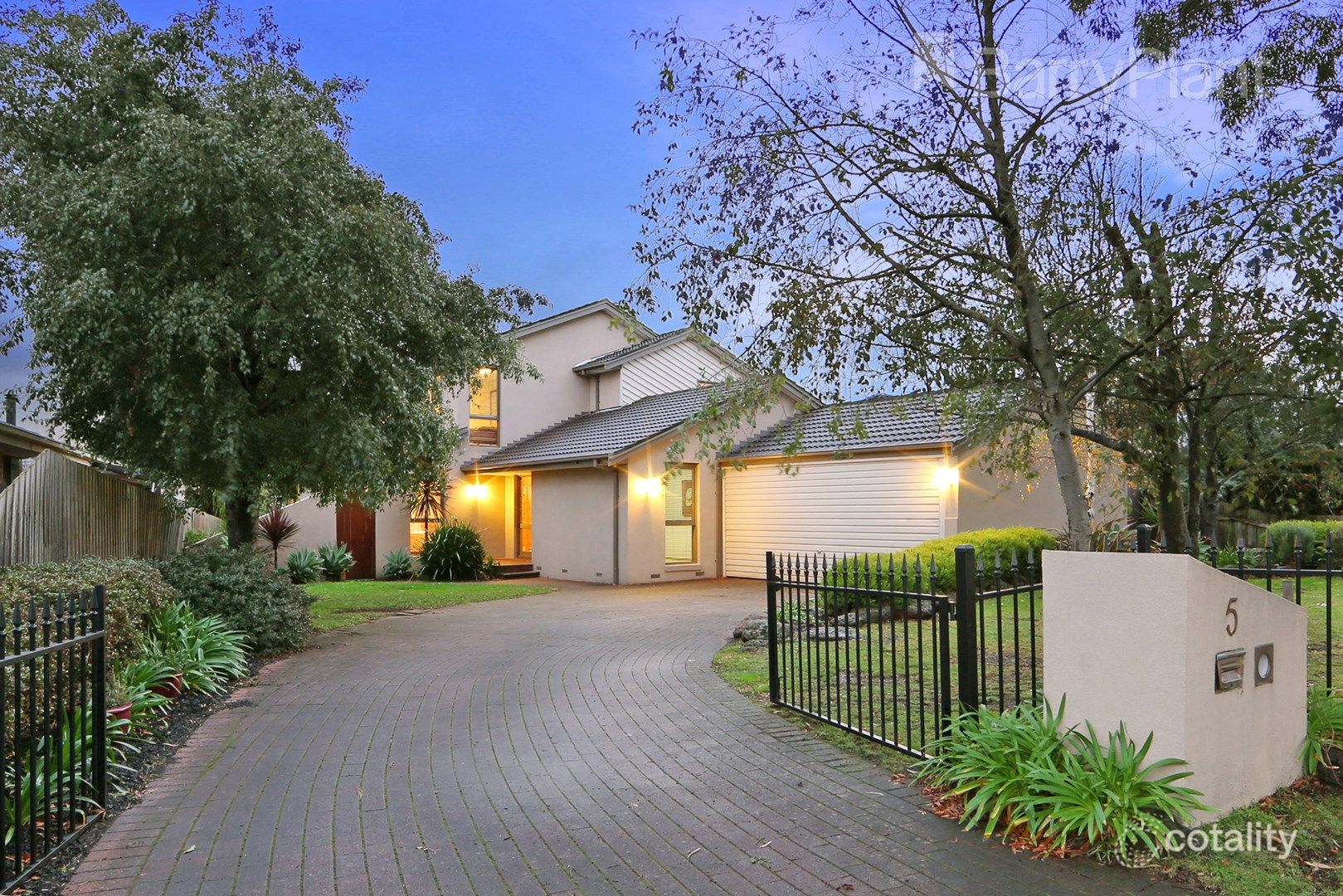 5 Michigan Pl, Rowville, VIC 3178