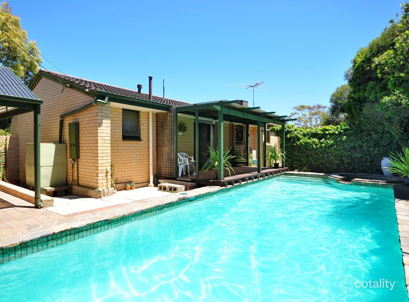 133 Elizabeth Rd, Morphett Vale, SA 5162