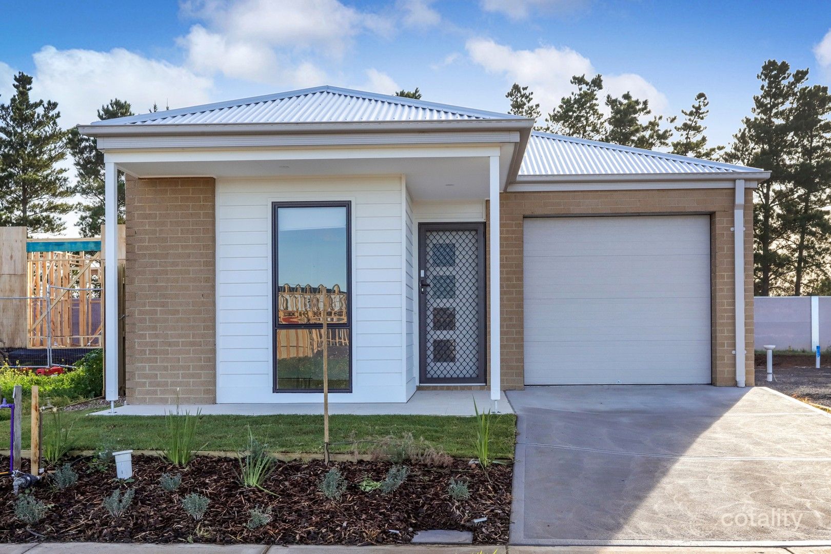 41 Karachi Ave, Mount Cottrell, VIC 3024