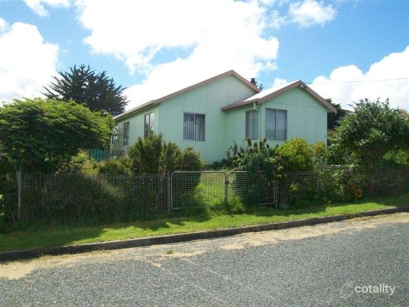 9 Sassafras St, Grassy, TAS 7256
