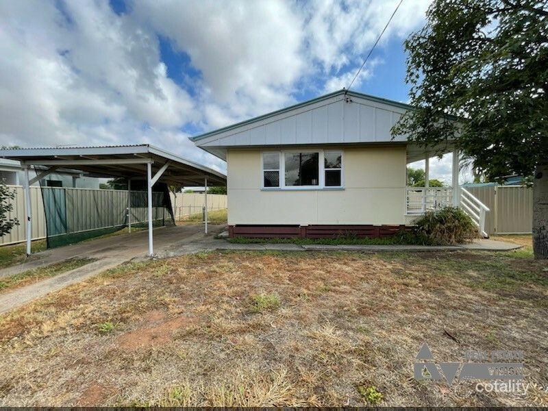 27 Fay St, Blackwater, QLD 4717