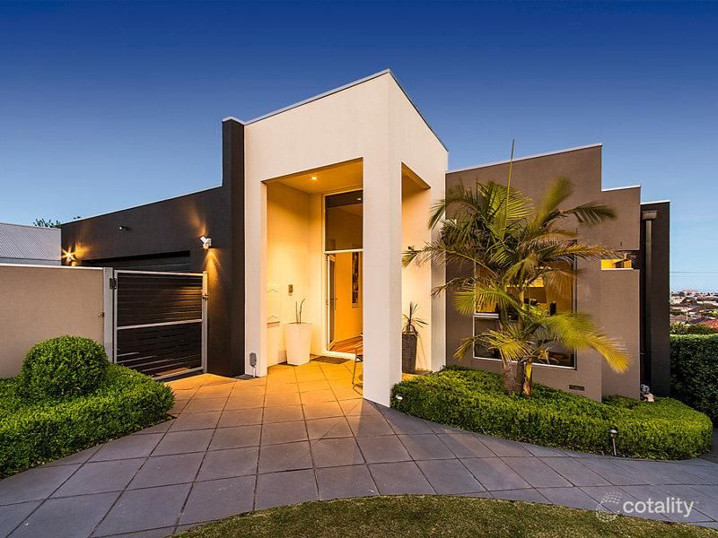 4 Sakura Pl, Bell Post Hill, VIC 3215