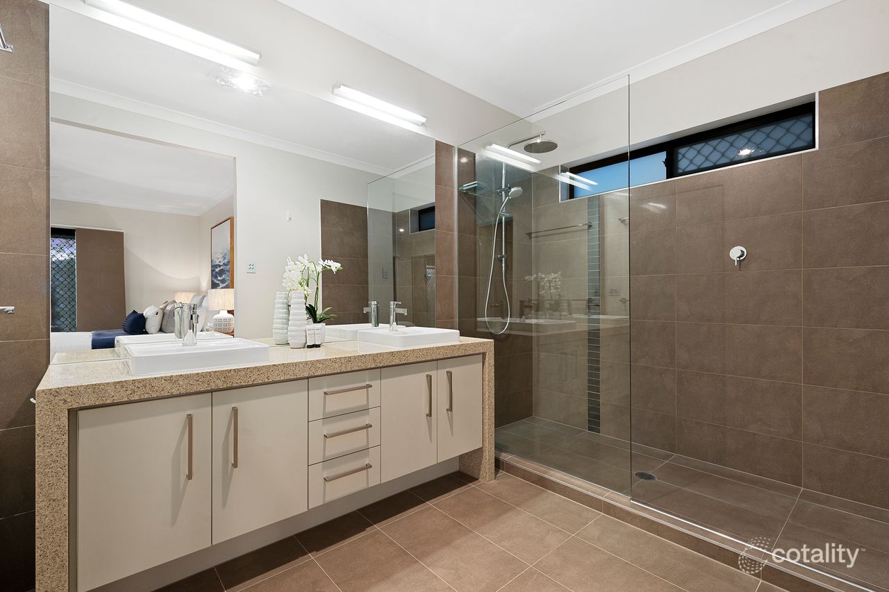 30 Curlew St, Upper Kedron, QLD 4055