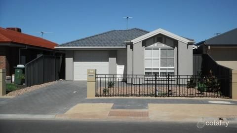 10 Oregon Ave, Andrews Farm, SA 5114