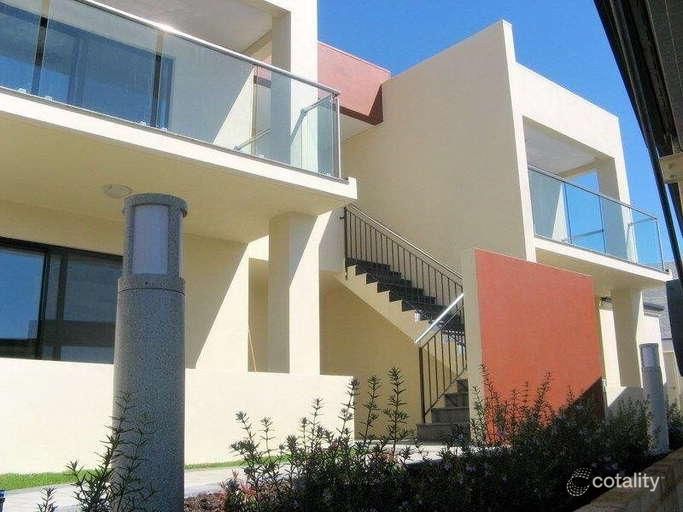 1/1 Dunedin St, Mount Hawthorn, WA 6016