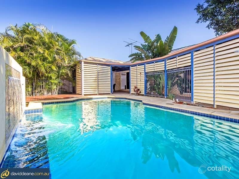 8 Timbarra, Petrie, QLD 4502