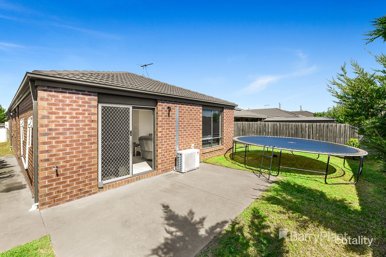 29 Myhaven Cct, Carrum Downs, VIC 3201